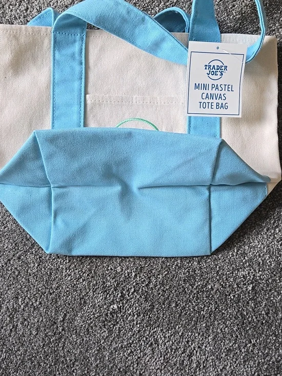 Trader Joe's Mini Pastel Canvas Tote Bag - Cream with Light Blue Trim - Picture 4 of 4